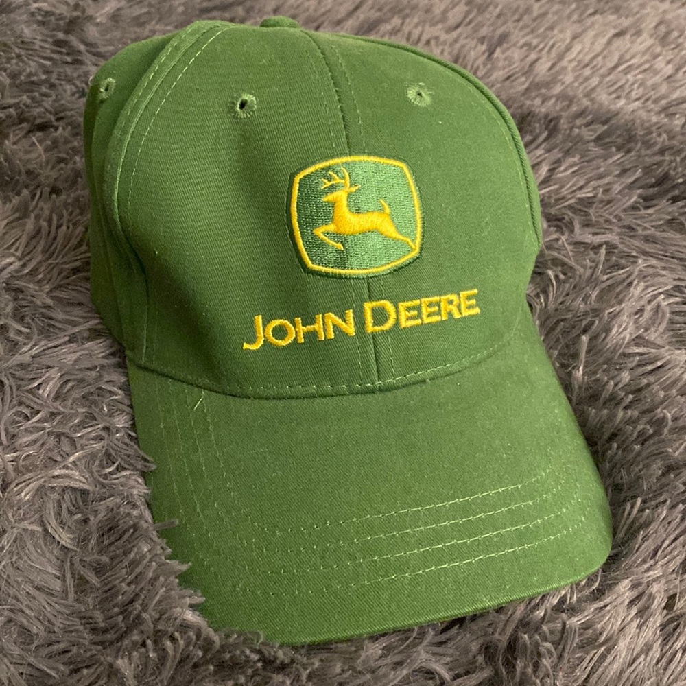 John Deere hat -local branding